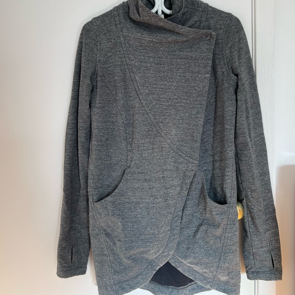 Lululemon That's A Wrap - Picture 6 of 7